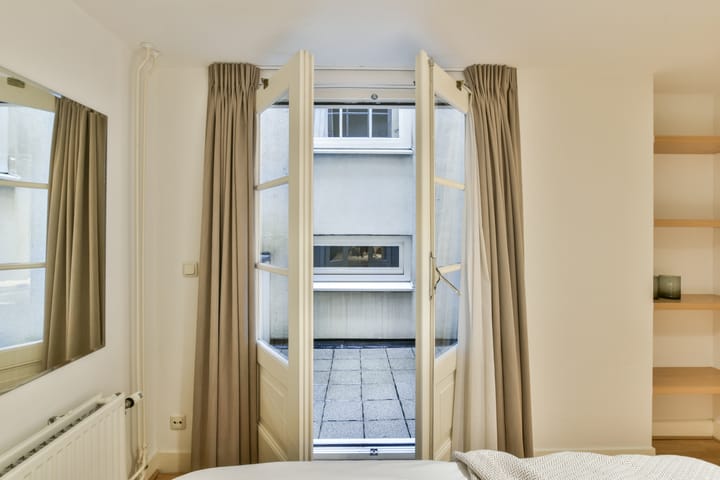 Photo 17 of Kloveniersburgwal 33