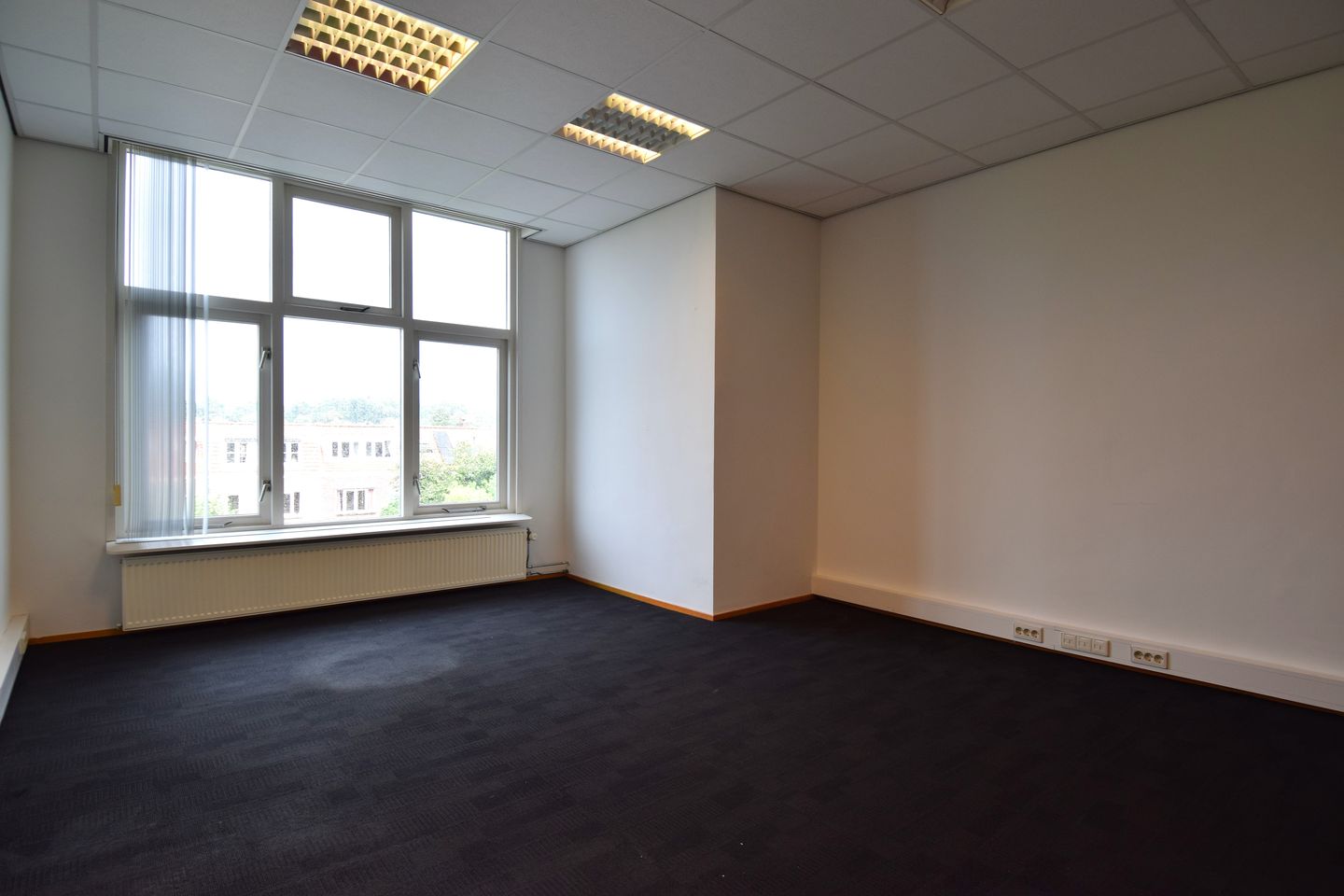 View photo 4 of Rijnsburgerweg 159