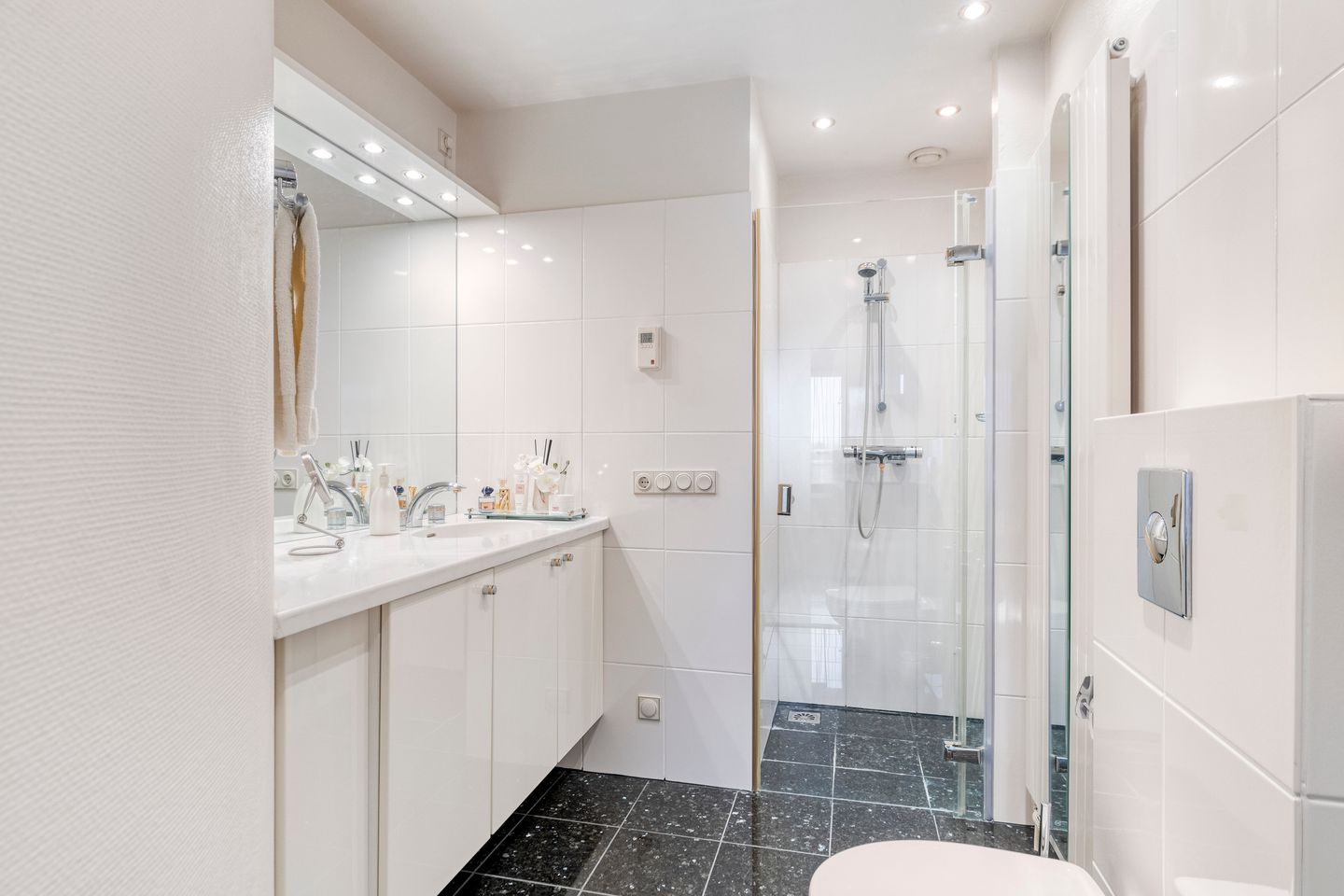 Photo 25 of Weegbreepad 86