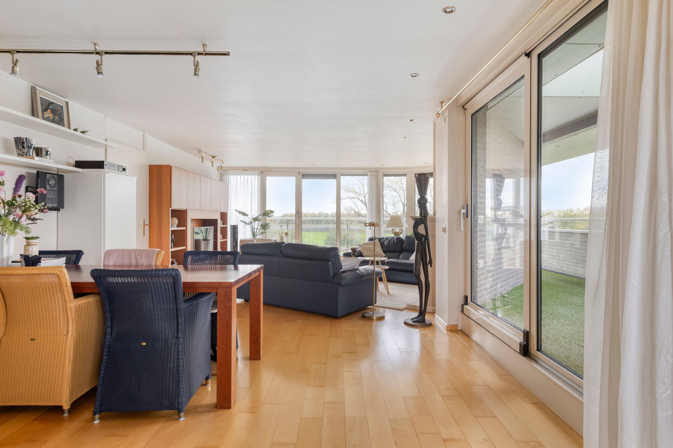 Photo 15 of Weegbreepad 86