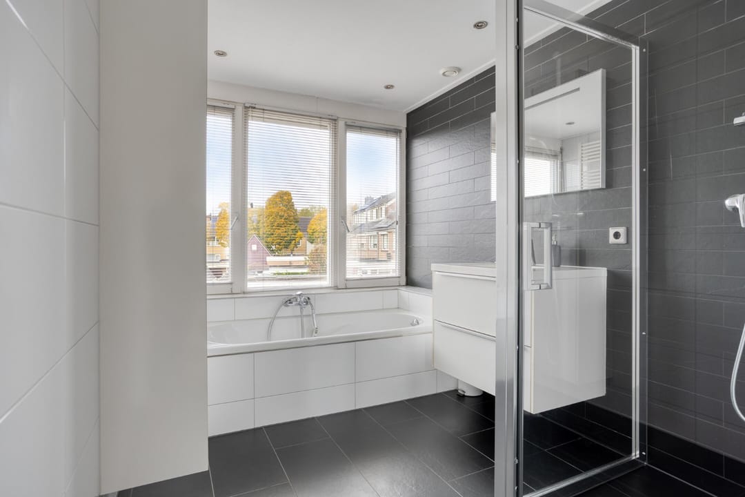 Foto 26 van Simon Johannesstraat 32