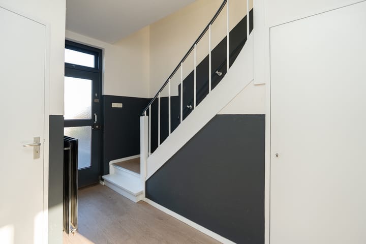 Foto 4 van Van 't Santstraat 165