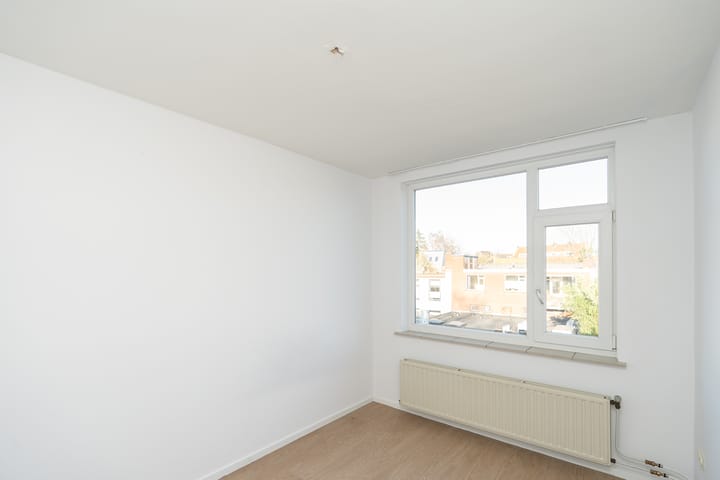 Foto 27 van Van 't Santstraat 165