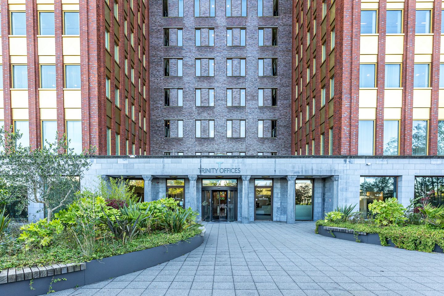 View photo 4 of Fascinatio Boulevard 350