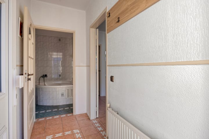 Photo 4 of Hortensiastraat 6