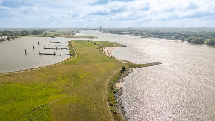 Foto 42 van Waalbandijk 40