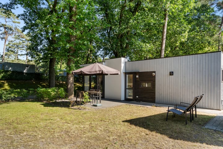 Photo 3 of Vijverlaan 1-J002