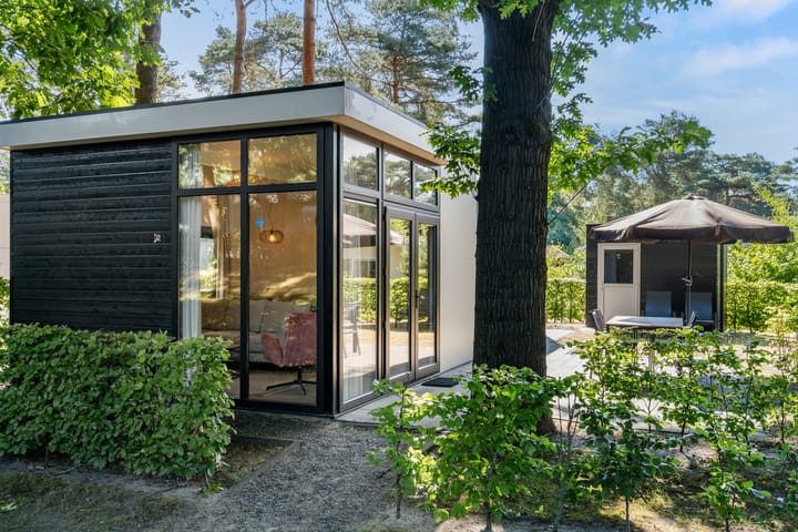 Photo 4 of Vijverlaan 1-J002