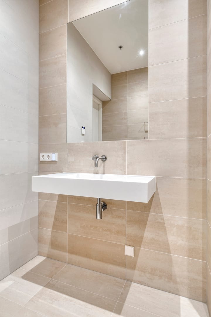 Foto 16 van Bercylaan 671