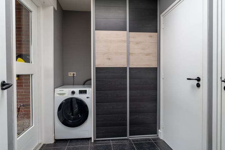 Foto 15 van A. van Zeestraat 15