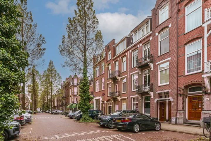 Photo 19 of Johannes Verhulststraat 62-3A