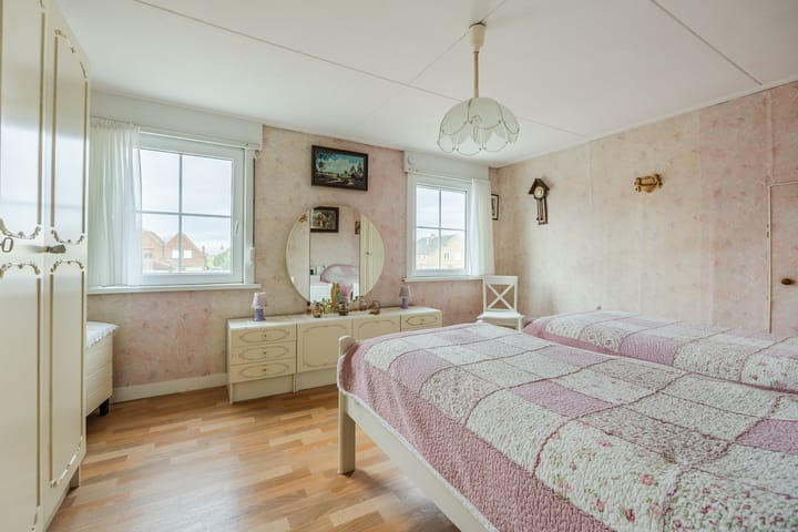 Foto 16 van Julianastraat 6