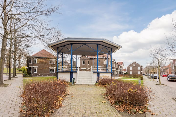 Foto 25 van Julianastraat 6