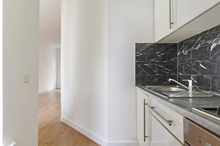 Foto 12 van Van Bossestraat 40-H