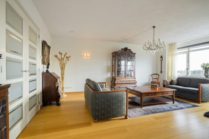 Foto 19 van Generaal Maczekstraat 163