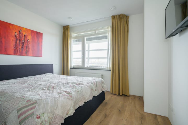 Foto 31 van Generaal Maczekstraat 163