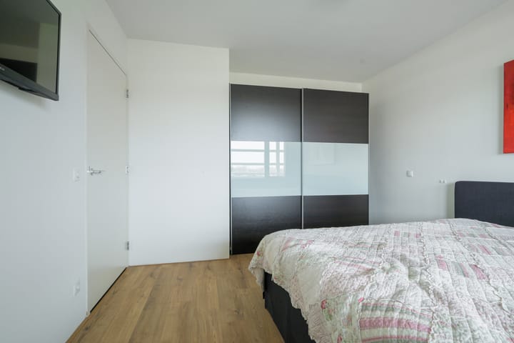 Foto 32 van Generaal Maczekstraat 163