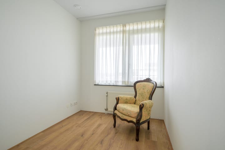 Foto 33 van Generaal Maczekstraat 163