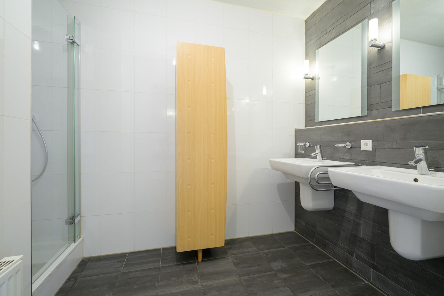 Foto 35 van Generaal Maczekstraat 163