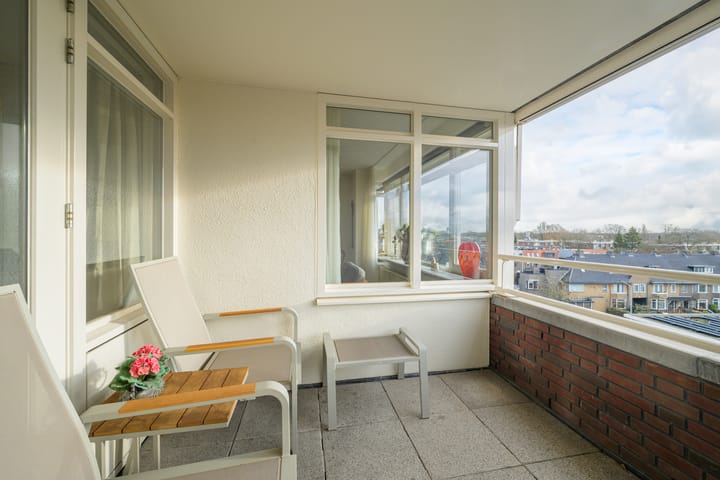 Foto 25 van Generaal Maczekstraat 163