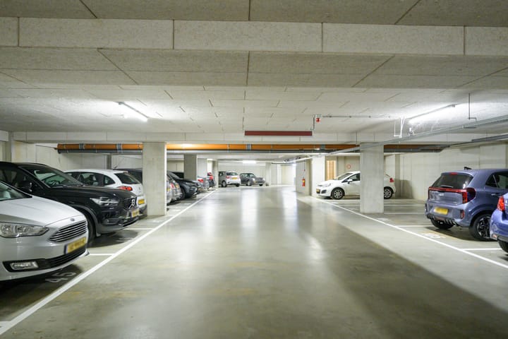 Foto 41 van Generaal Maczekstraat 163