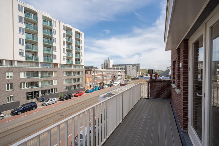 Foto 33 van Gevers Deynootweg 143