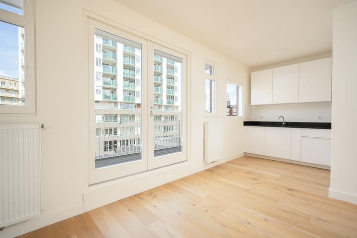 Foto 30 van Gevers Deynootweg 143