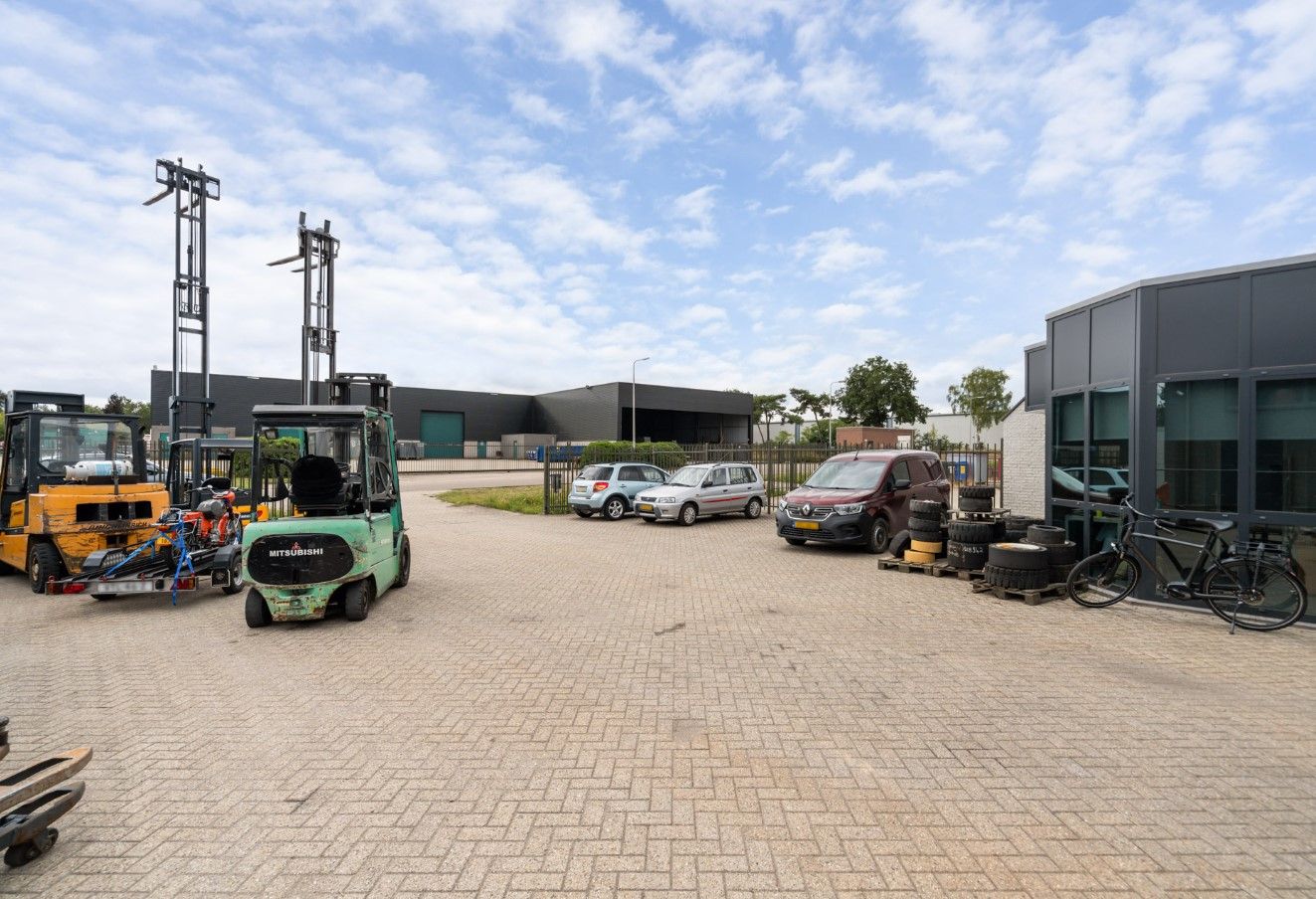 Bekijk foto 2 van Oude Graaf 5