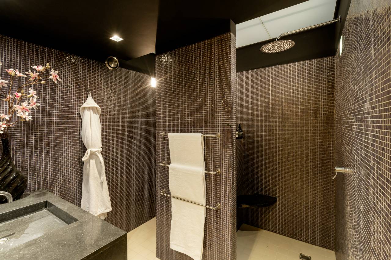 Photo 10 of Bloemgracht 129-AH