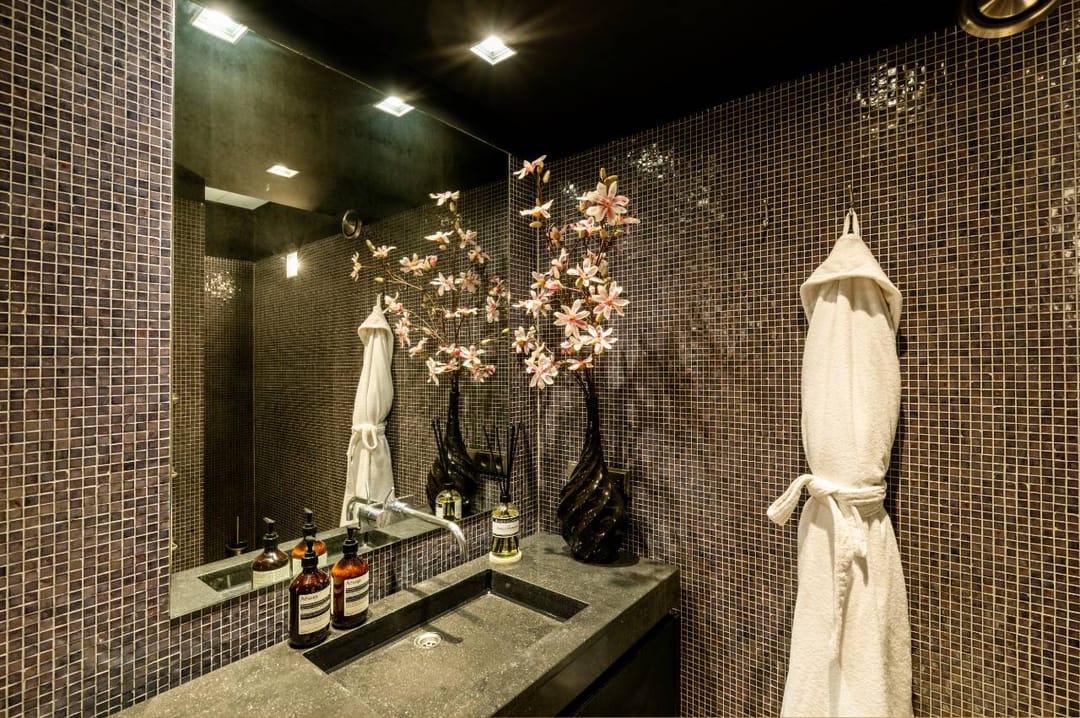 Photo 11 of Bloemgracht 129-AH