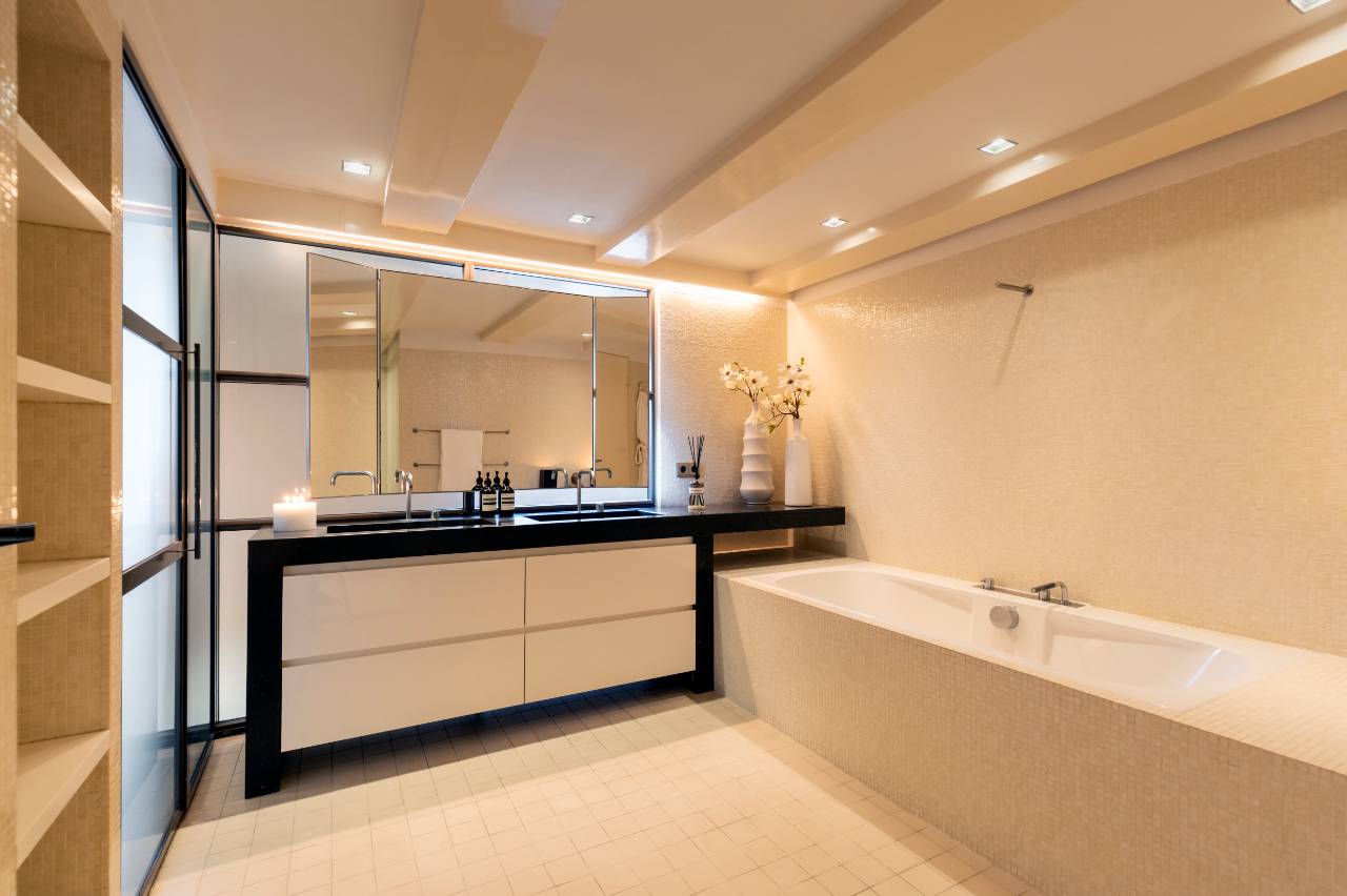 Photo 33 of Bloemgracht 129-AH