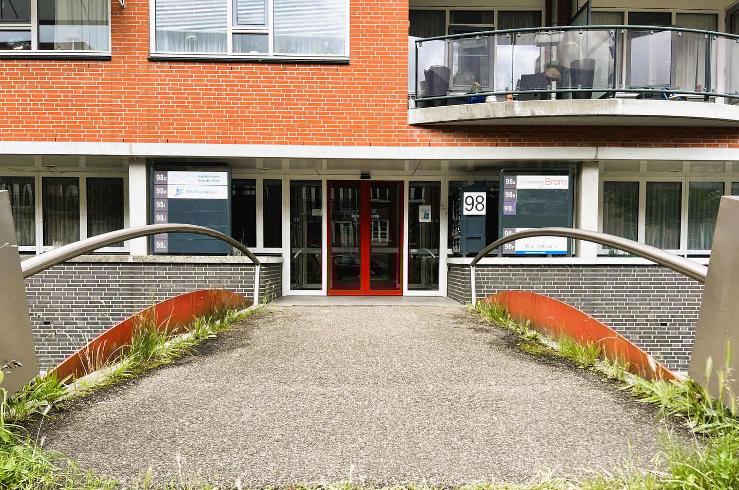 Bekijk foto 2 van Zaagmolenstraat 98-D