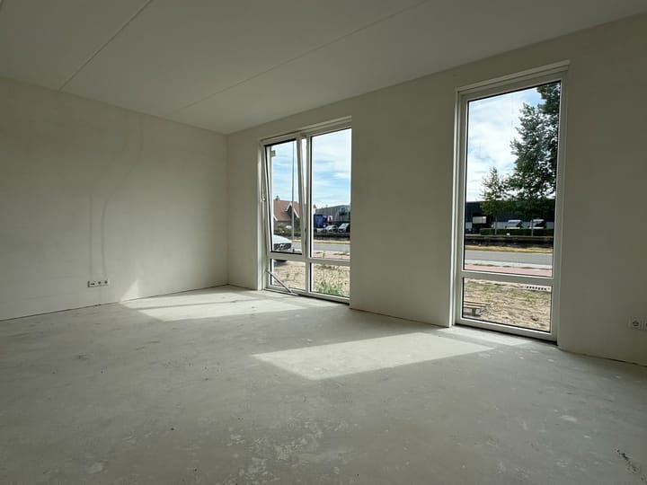 Foto 10 van Westerweg 7-A