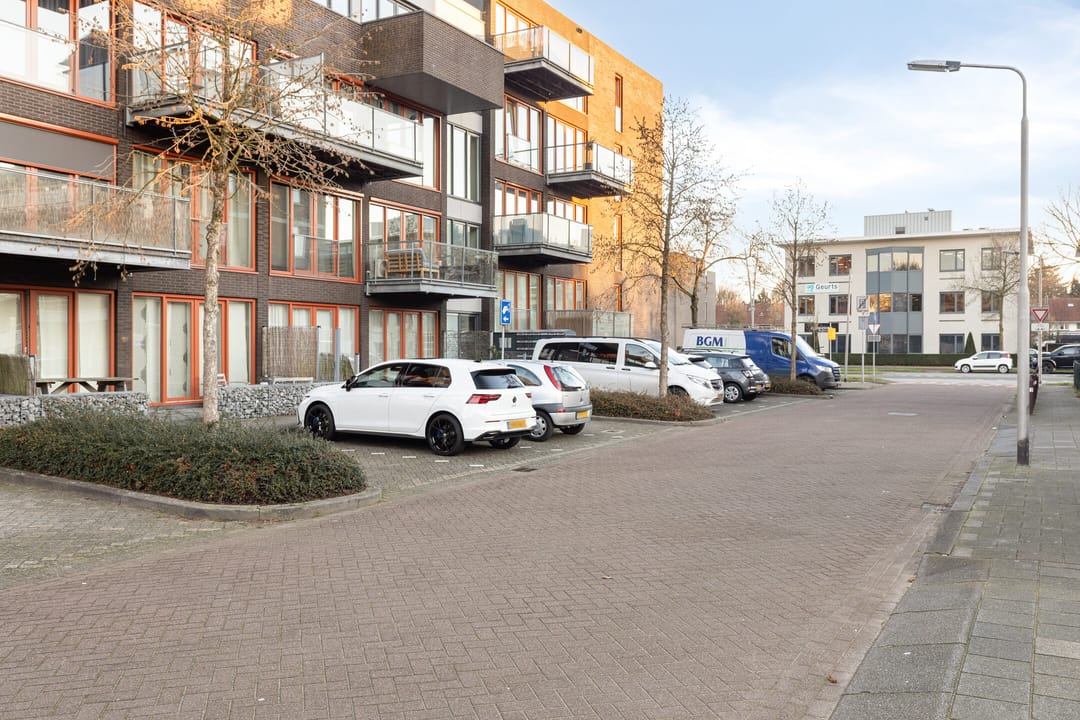 Foto 23 van Kamperfoeliestraat 10-C