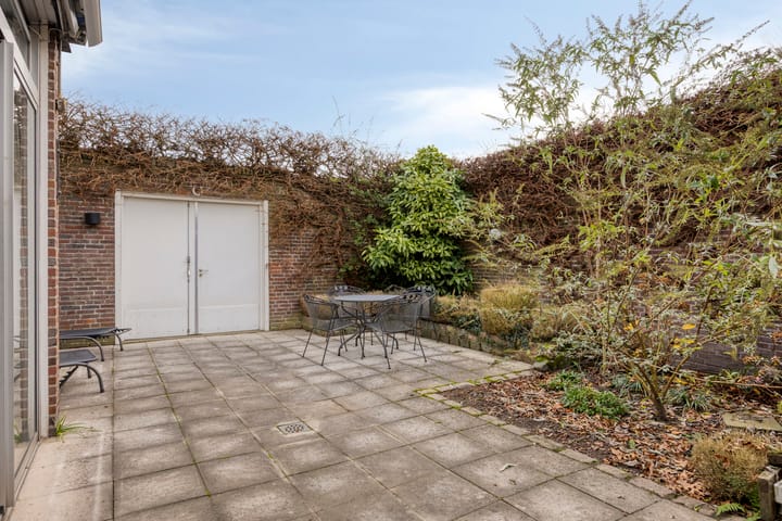 Foto 28 van Burg. Vogelslaan 91