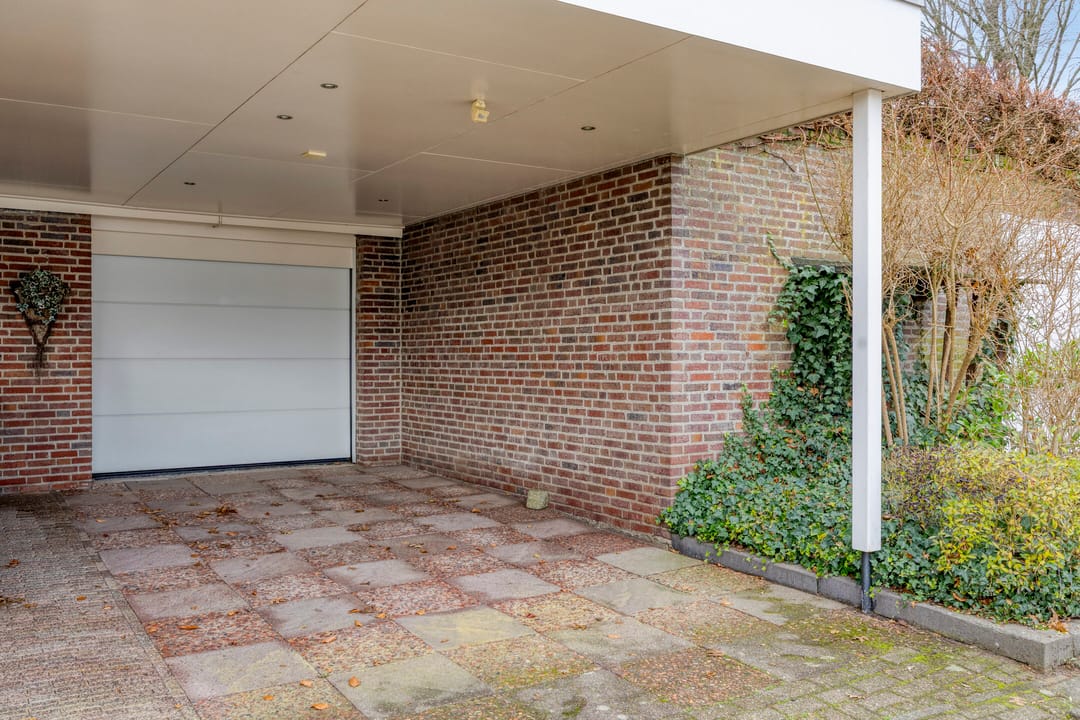 Foto 32 van Burg. Vogelslaan 91