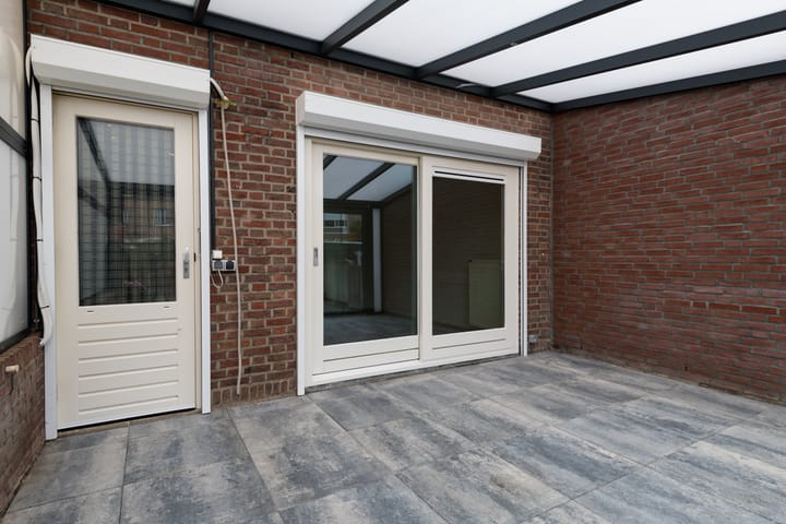 Photo 19 of Minister Talmastraat 25