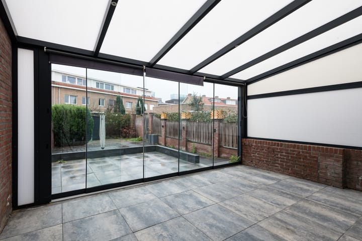 Photo 21 of Minister Talmastraat 25