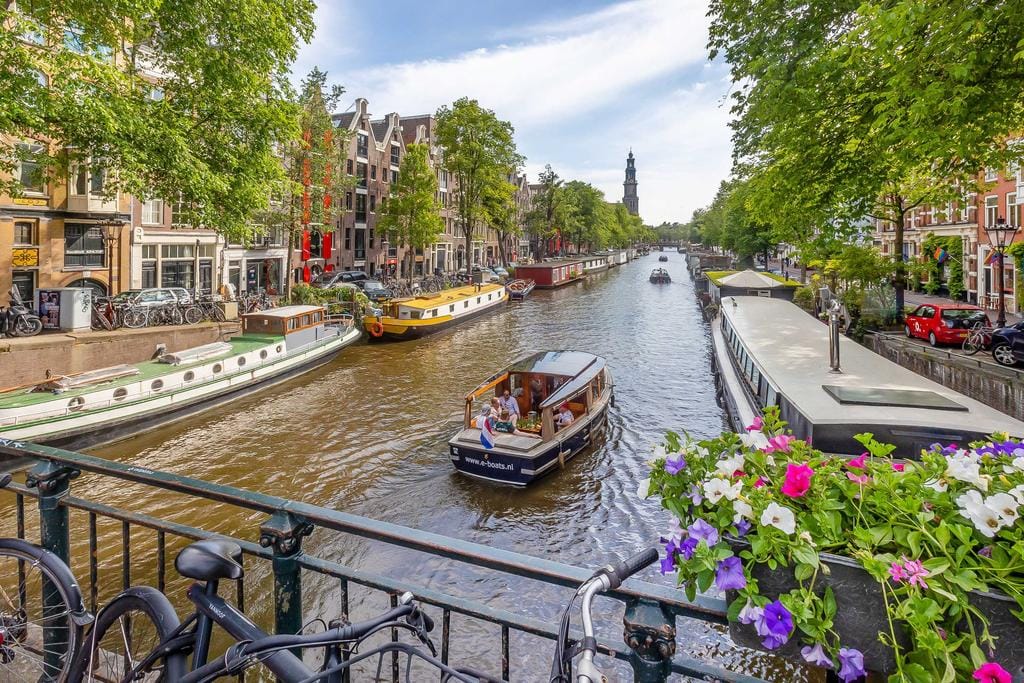 Photo 33 of Prinsenstraat 12-A