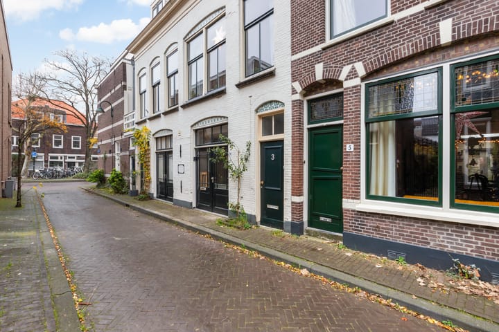 Foto 30 van Houtenstraat 1