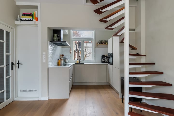 Foto 12 van Houtenstraat 1