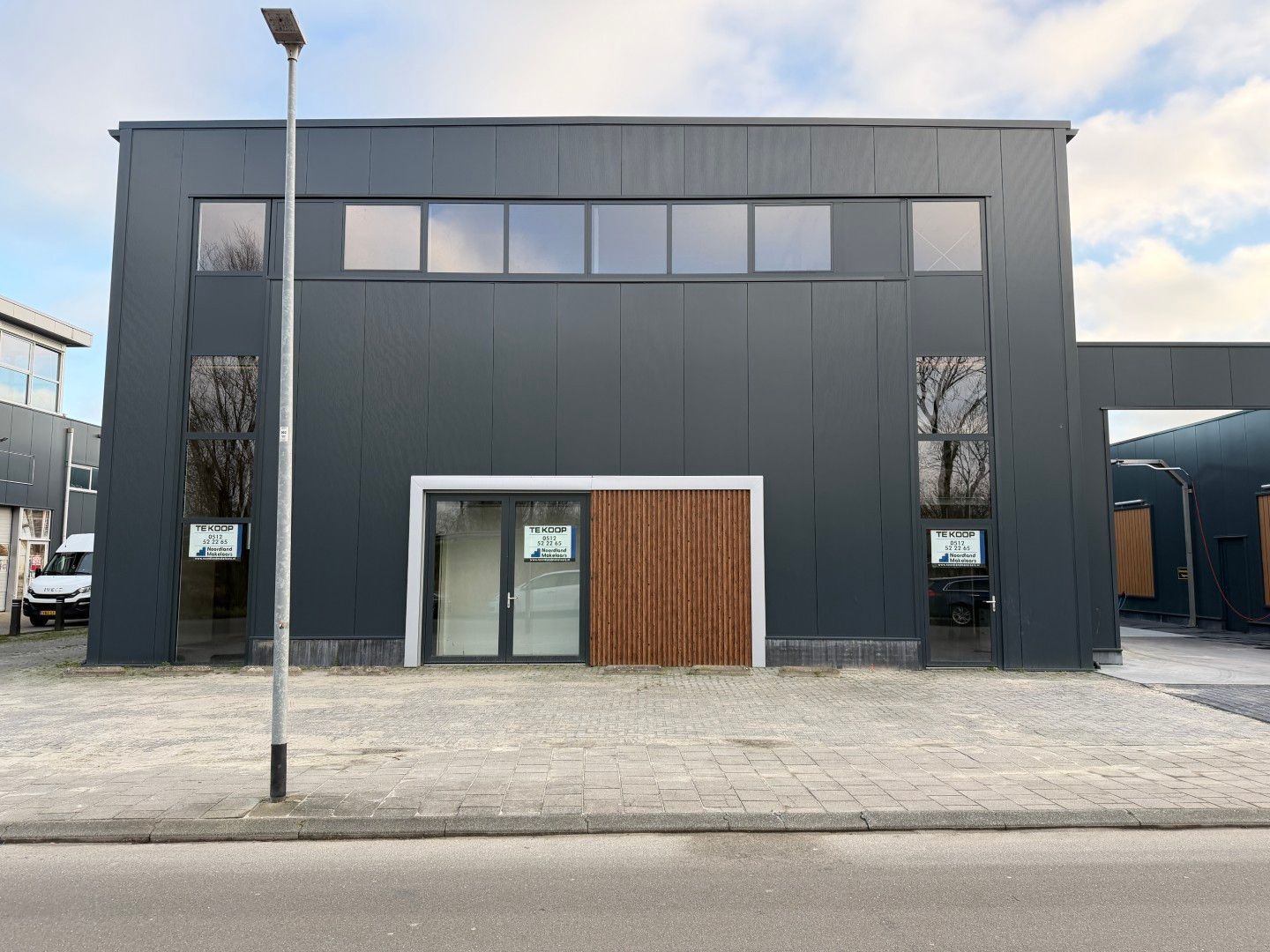 View photo 3 of Zeewinde 1-b