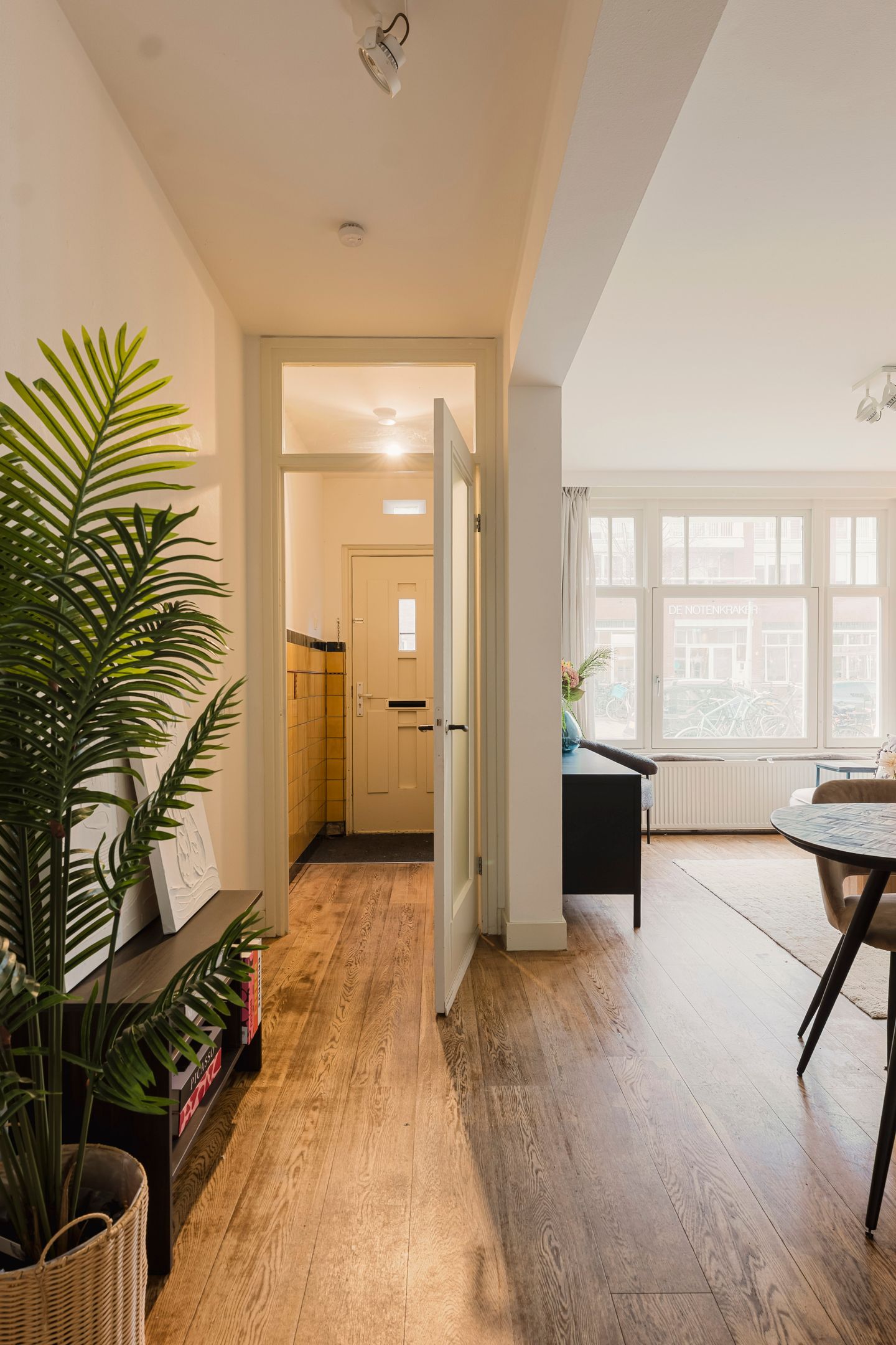 Foto 20 van Woestduinstraat 27-H