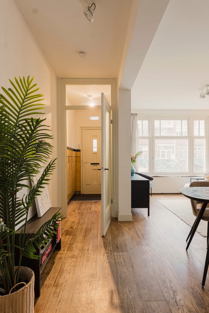 Photo 20 of Woestduinstraat 27-H