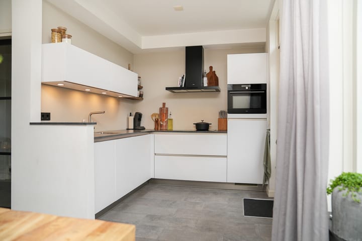 Foto 2 van Emmalaan 9