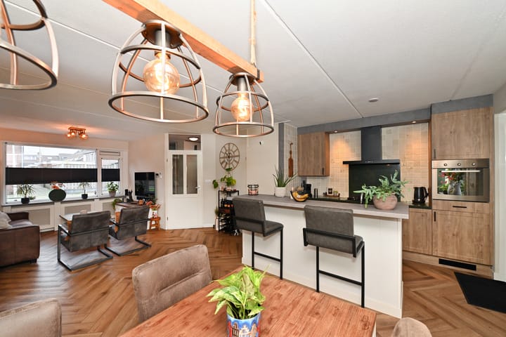 Photo 10 of Schotlandstraat 33