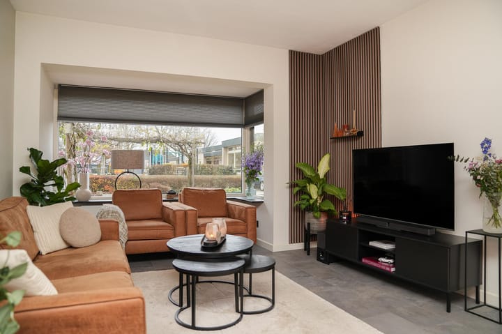 Photo 10 of Emmalaan 9