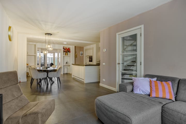 Foto 2 van Sint Lambertusstraat 6