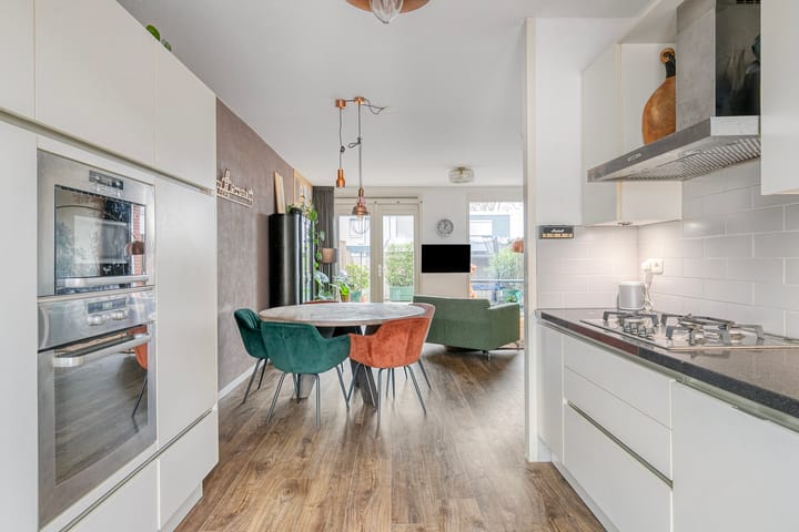 Foto 8 van Dr. Struyckenstraat 98-A10