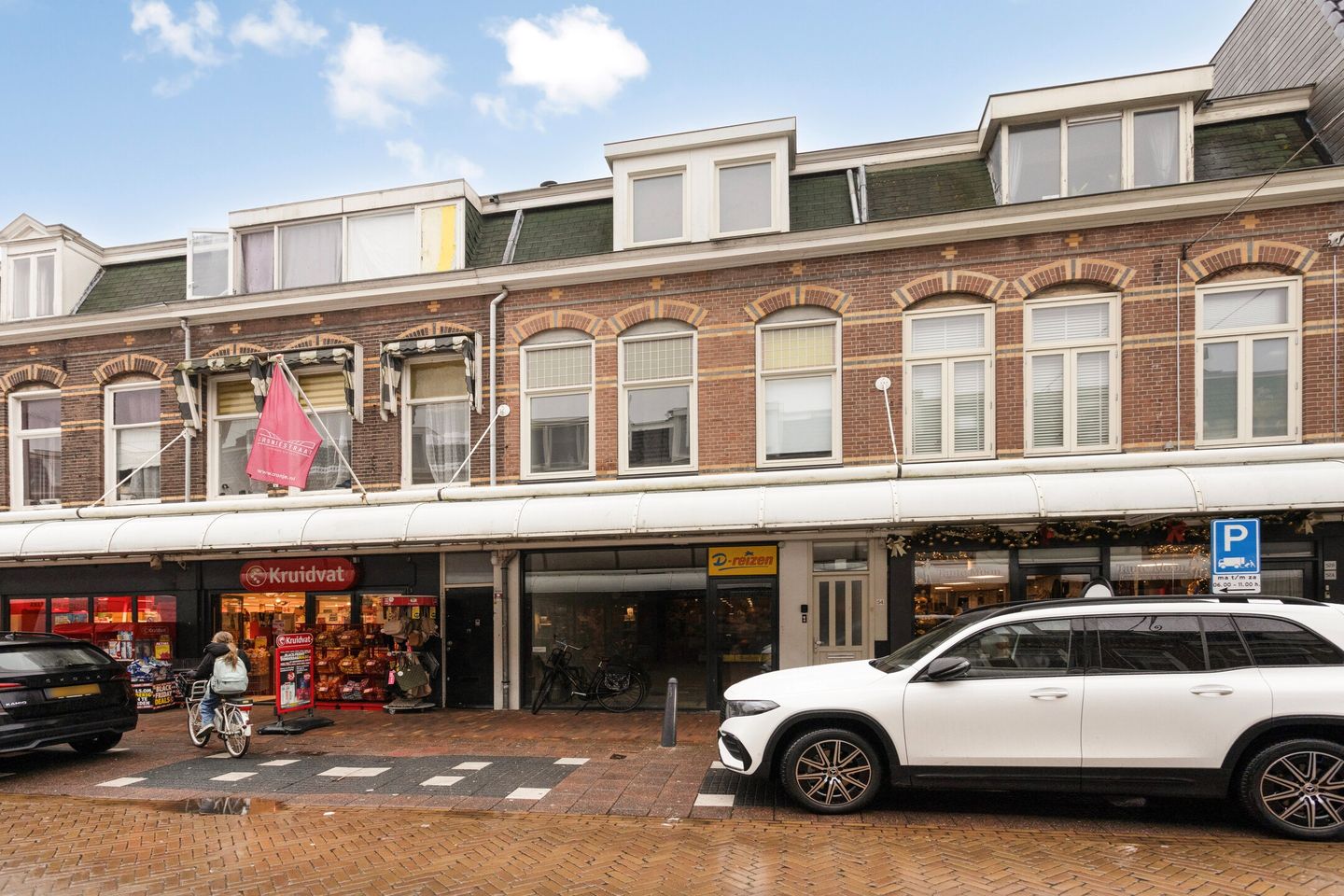 Bekijk foto 2 van Generaal Cronjéstraat 54-zw